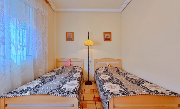 Herverkoop - Detached Villa - Orihuela Costa - Punta Prima