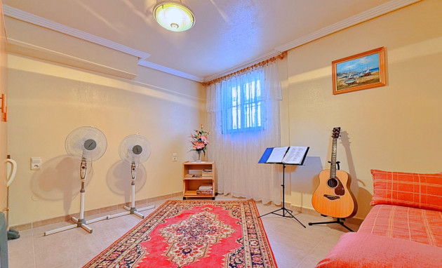 Herverkoop - Detached Villa - Orihuela Costa - Punta Prima