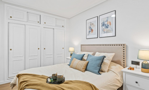 Resale - Apartment - Orihuela Costa - La Florida