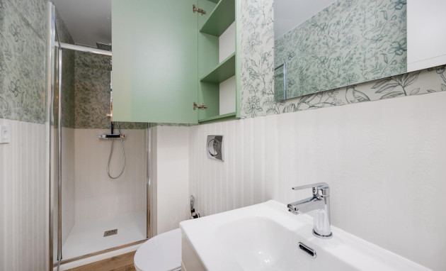 Resale - Apartment - Torrevieja - Playa del cura