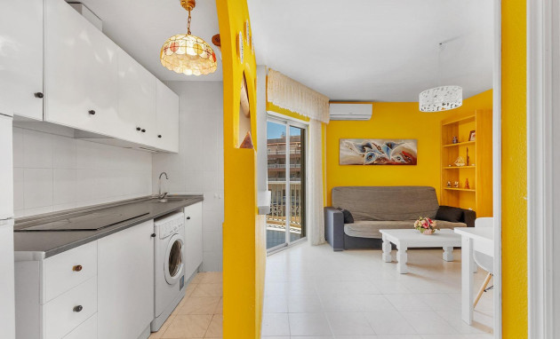 Herverkoop - Apartment - Torrevieja - La Mata pueblo