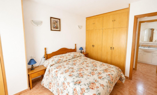 Resale - Apartment - Torrevieja - Estacion de autobuses