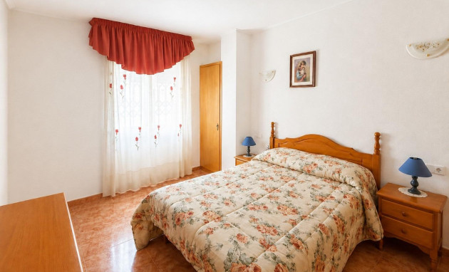 Resale - Apartment - Torrevieja - Estacion de autobuses