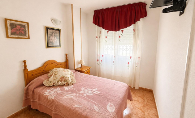 Resale - Apartment - Torrevieja - Estacion de autobuses