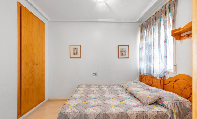 Herverkoop - Apartment - Torrevieja - Estacion de autobuses