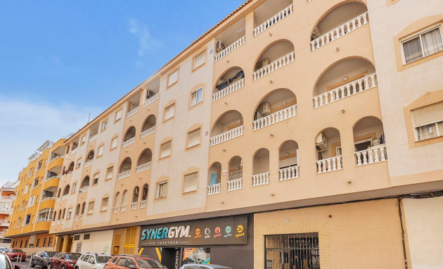 Herverkoop - Apartment - Torrevieja - Estacion de autobuses
