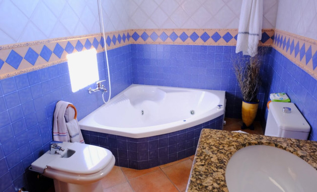 Herverkoop - Finca - Orihuela - Costa Blanca