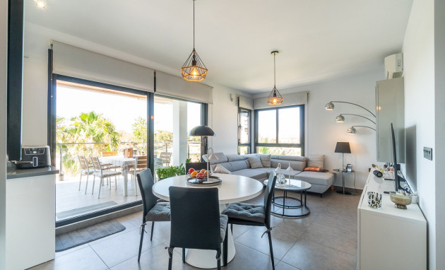 Herverkoop - Duplex Penthouse - Villamartín - La fuente