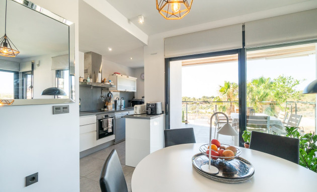 Herverkoop - Duplex Penthouse - Villamartín - La fuente
