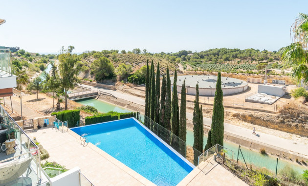 Herverkoop - Duplex Penthouse - Villamartín - La fuente