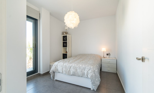 Herverkoop - Duplex Penthouse - Villamartín - La fuente