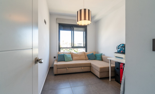 Herverkoop - Duplex Penthouse - Villamartín - La fuente
