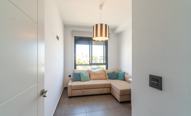Herverkoop - Duplex Penthouse - Villamartín - La fuente