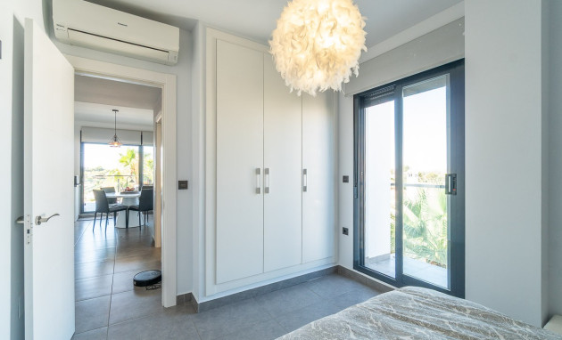 Herverkoop - Duplex Penthouse - Villamartín - La fuente
