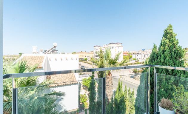 Herverkoop - Duplex Penthouse - Villamartín - La fuente