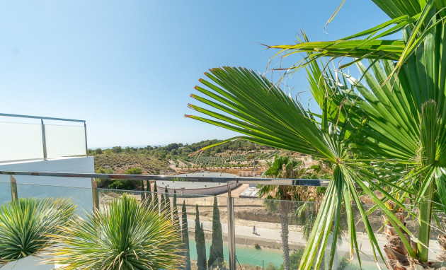 Herverkoop - Duplex Penthouse - Villamartín - La fuente