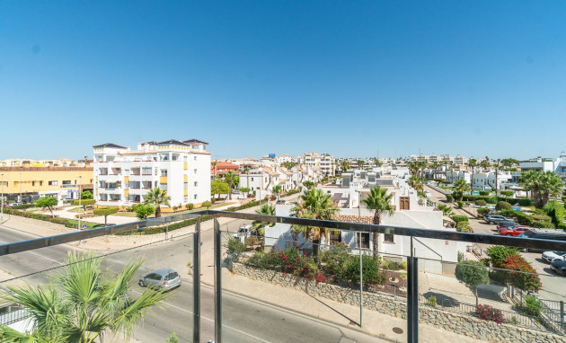 Herverkoop - Duplex Penthouse - Villamartín - La fuente
