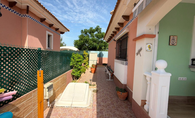 Herverkoop - Detached Villa - Los Montesinos - La Herrada