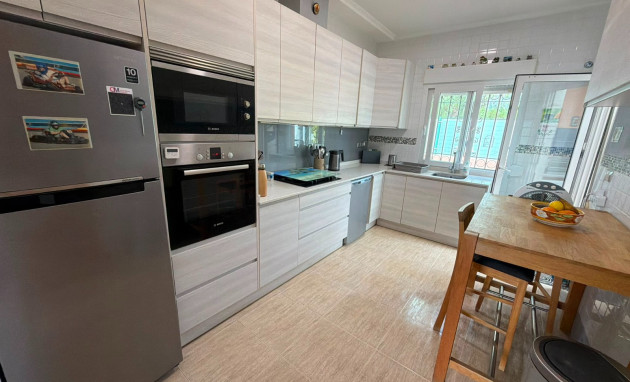 Herverkoop - Detached Villa - Los Montesinos - La Herrada