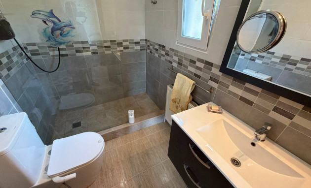 Herverkoop - Detached Villa - Los Montesinos - La Herrada