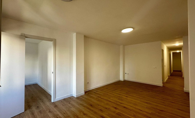 Herverkoop - Apartment - Torrevieja - Acequion