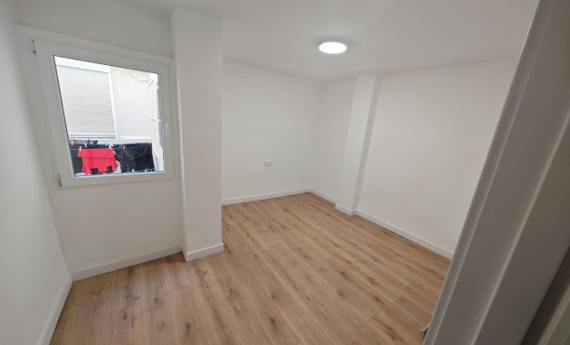 Herverkoop - Apartment - Torrevieja - Acequion