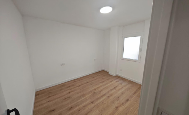 Herverkoop - Apartment - Torrevieja - Acequion