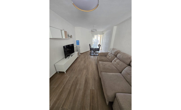 Resale - Apartment - Torrevieja - Estacion de autobuses