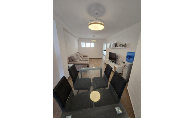 Resale - Apartment - Torrevieja - Estacion de autobuses