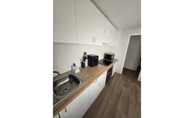 Resale - Apartment - Torrevieja - Estacion de autobuses