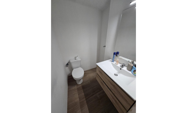 Resale - Apartment - Torrevieja - Estacion de autobuses