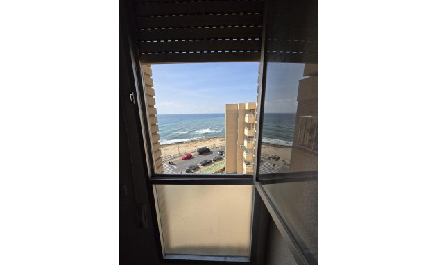 Resale - Apartment - Torrevieja - Estacion de autobuses