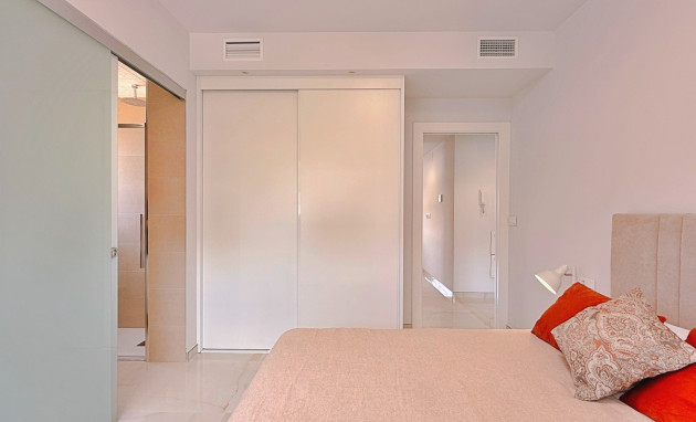 Herverkoop - Apartment - Orihuela Costa - Los Altos