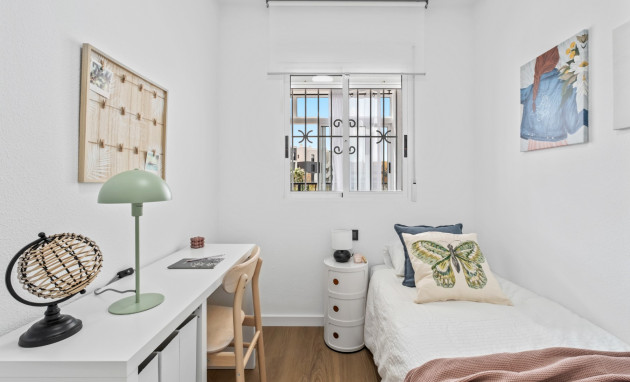Herverkoop - Apartment - Orihuela Costa - Playa Flamenca