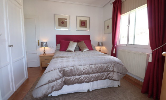 Herverkoop - Detached Villa - Algorfa - Montebello