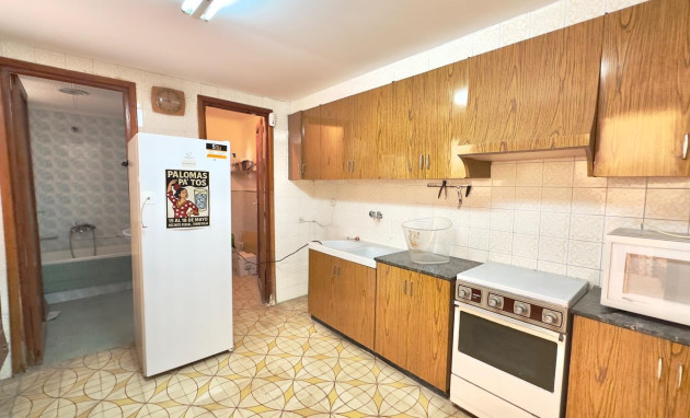 Herverkoop - House - Torrevieja - La Siesta - El Salado - Torreta