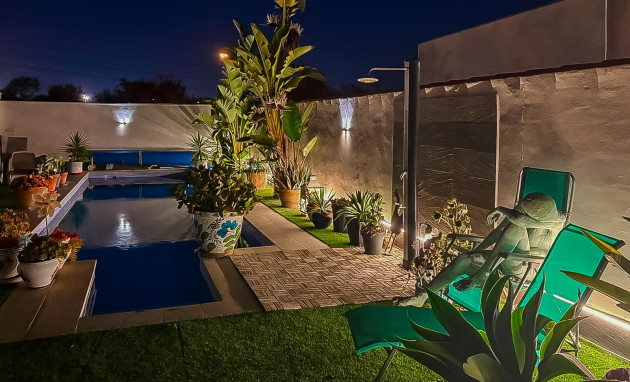 Herverkoop - Villa - Torrevieja - Torreta - Florida