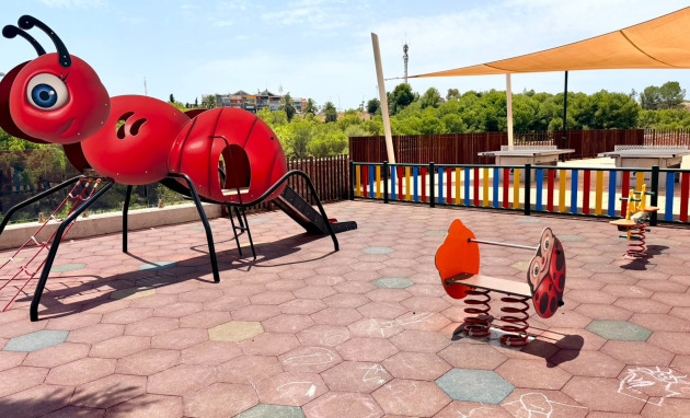 Herverkoop - Apartment - Orihuela Costa - La Zenia
