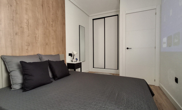Herverkoop - Apartment - Torrevieja - Torrevieja - Centre