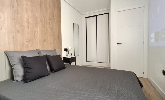 Herverkoop - Apartment - Torrevieja - Torrevieja - Centre