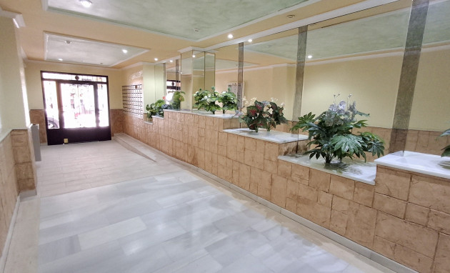 Herverkoop - Apartment - Torrevieja - Torrevieja - Centre