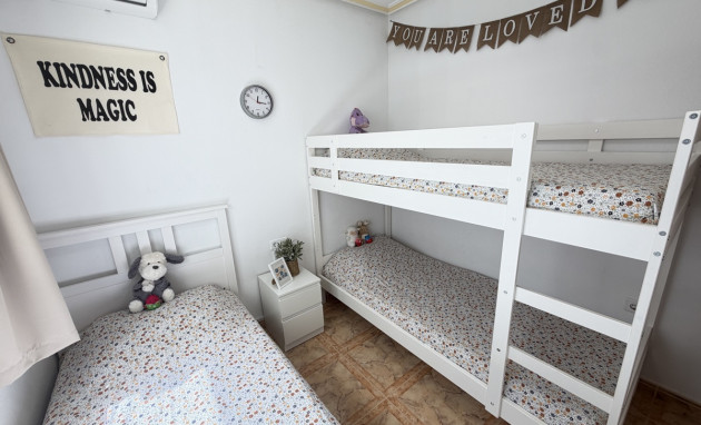 Herverkoop - Apartment - Orihuela Costa - La Zenia