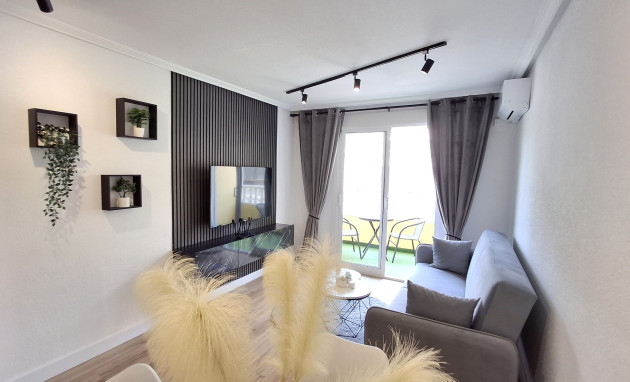 Herverkoop - Apartment - Torrevieja - Torrevieja - Centre