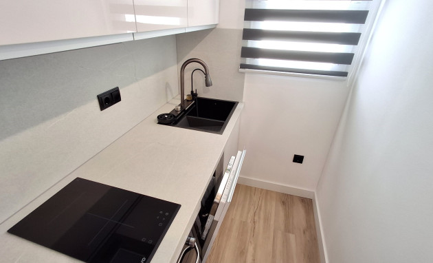 Herverkoop - Apartment - Torrevieja - Torrevieja - Centre