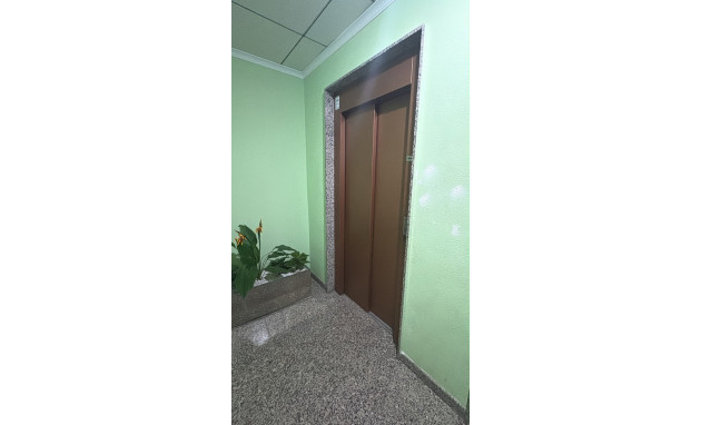 Herverkoop - Apartment - Torrevieja - Costa Blanca