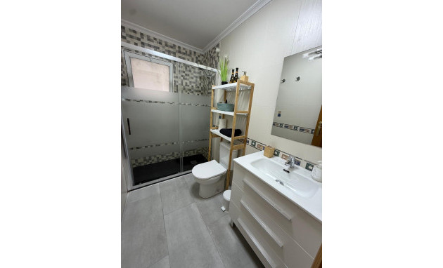 Herverkoop - Apartment - Torrevieja - Costa Blanca