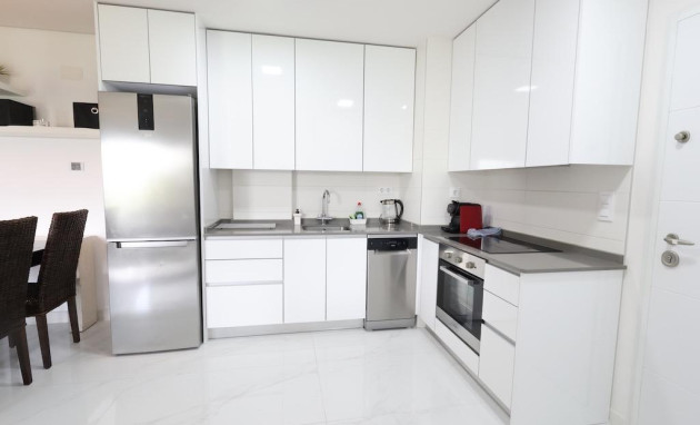 Herverkoop - Apartment - Orihuela Costa - Villamartin