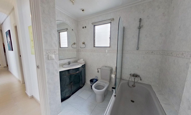 Resale - Apartment - Torrevieja - torrevieja