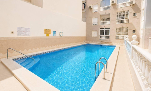 Herverkoop - Apartment - Torrevieja - Acequion