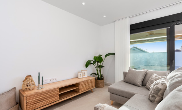 Herverkoop - Detached Villa - Torrevieja - El Chaparral